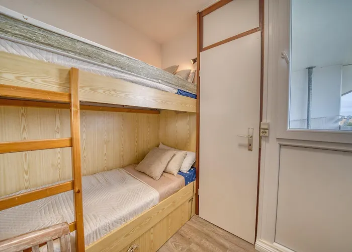 - Haus E, App 0e0308